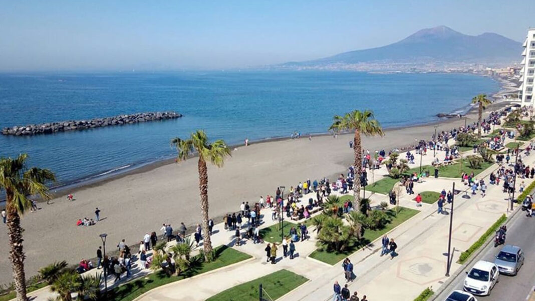 Castellammare di Stabia. Lungomare - Sestante.tv