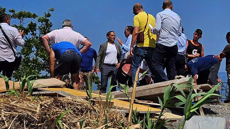 A Scafati Aliberti annuncia il dragaggio di Rio Sguazzatorio _ sestante.tv