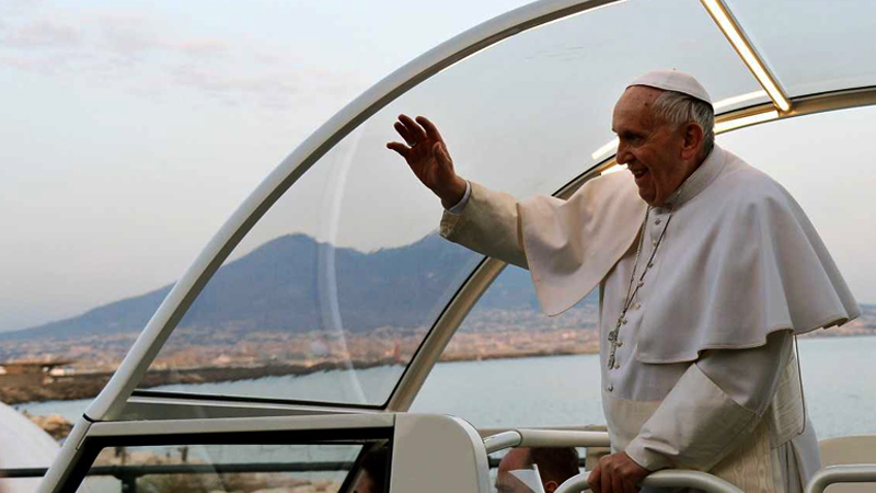 Papa Francesco a Napoli _ foto web