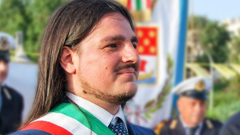 Sindaco di Bacoli Josi Della Ragione_ sestante.tv