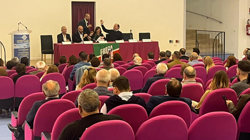 Tonia Lanzetta guida Forza Italia a Nocera Inferiore _ sestante.tv