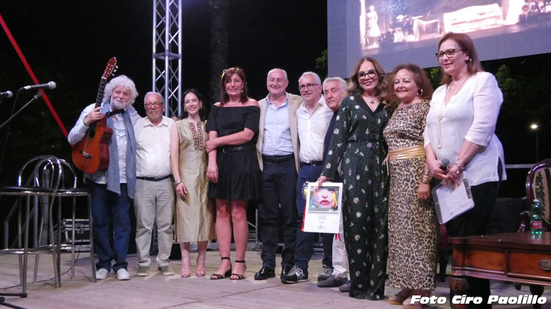 Ornella Muti incanta San Valentino Torio alla Festa della Musica 2025