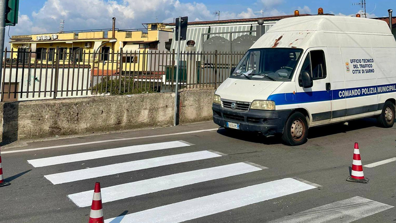 Sarno. Strisce pedonali davanti alle scuole