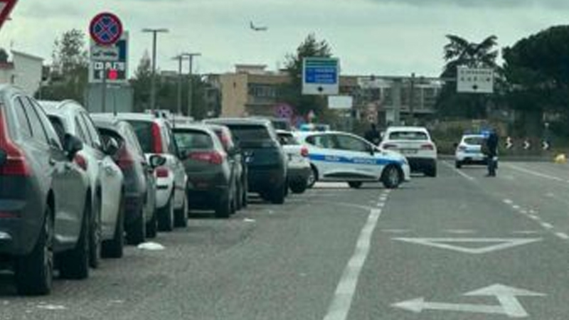 La stazione di Afragola imbuto senza via d’uscita è sosta selvaggia - Foto Scisciano Notizie