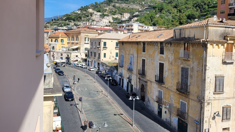 Maiori Corso Reginna - sestante.tv