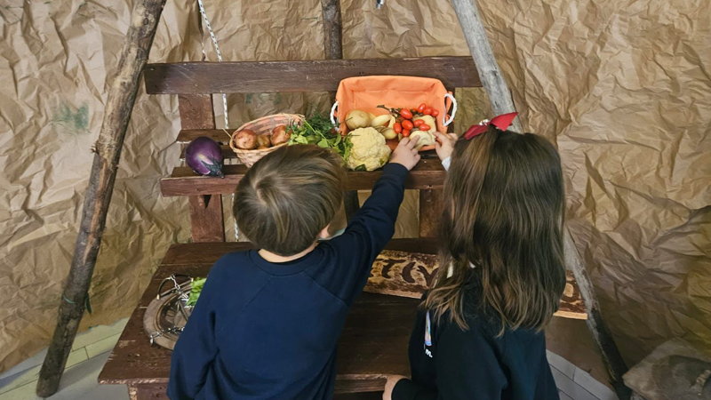 Angri. IC Don Enrico Smaldone presenta il presepe vivente