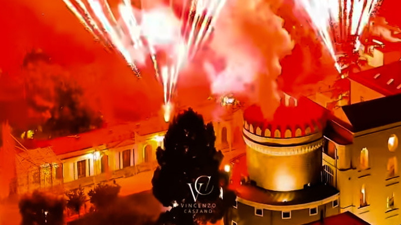 Angri. Botti e fuochi dal Castello - Foto Castano