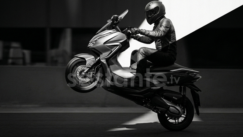 Moto impennata - sestante.tv