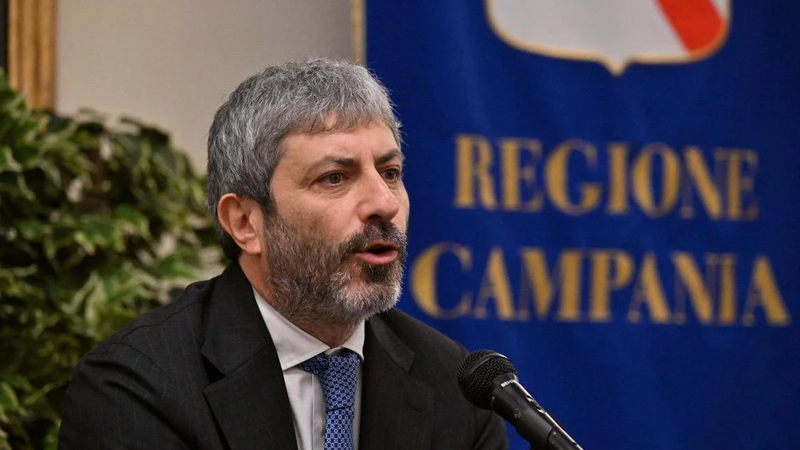 Roberto Fico foto dal web - sestante.tv