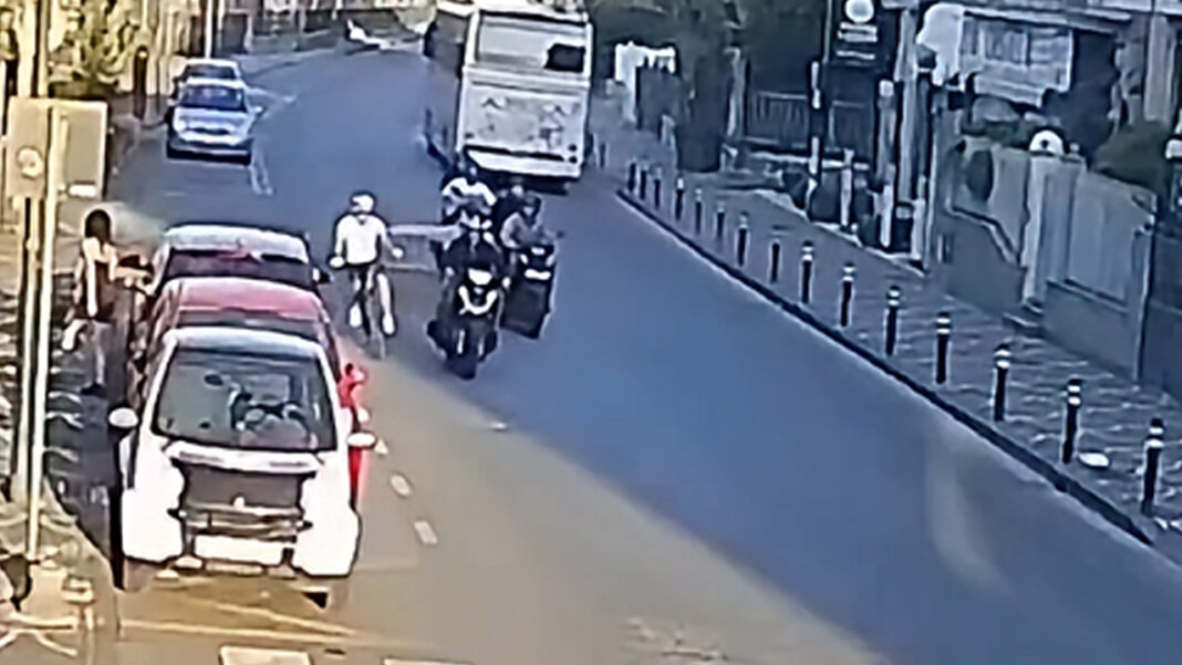 Pompei. Spingono anziano mentre va in bici - sestante.tv