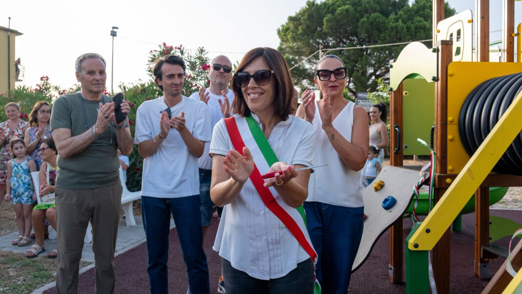 Lettere si colora con il Color Party tra musica e sorrisi - sestante.tv